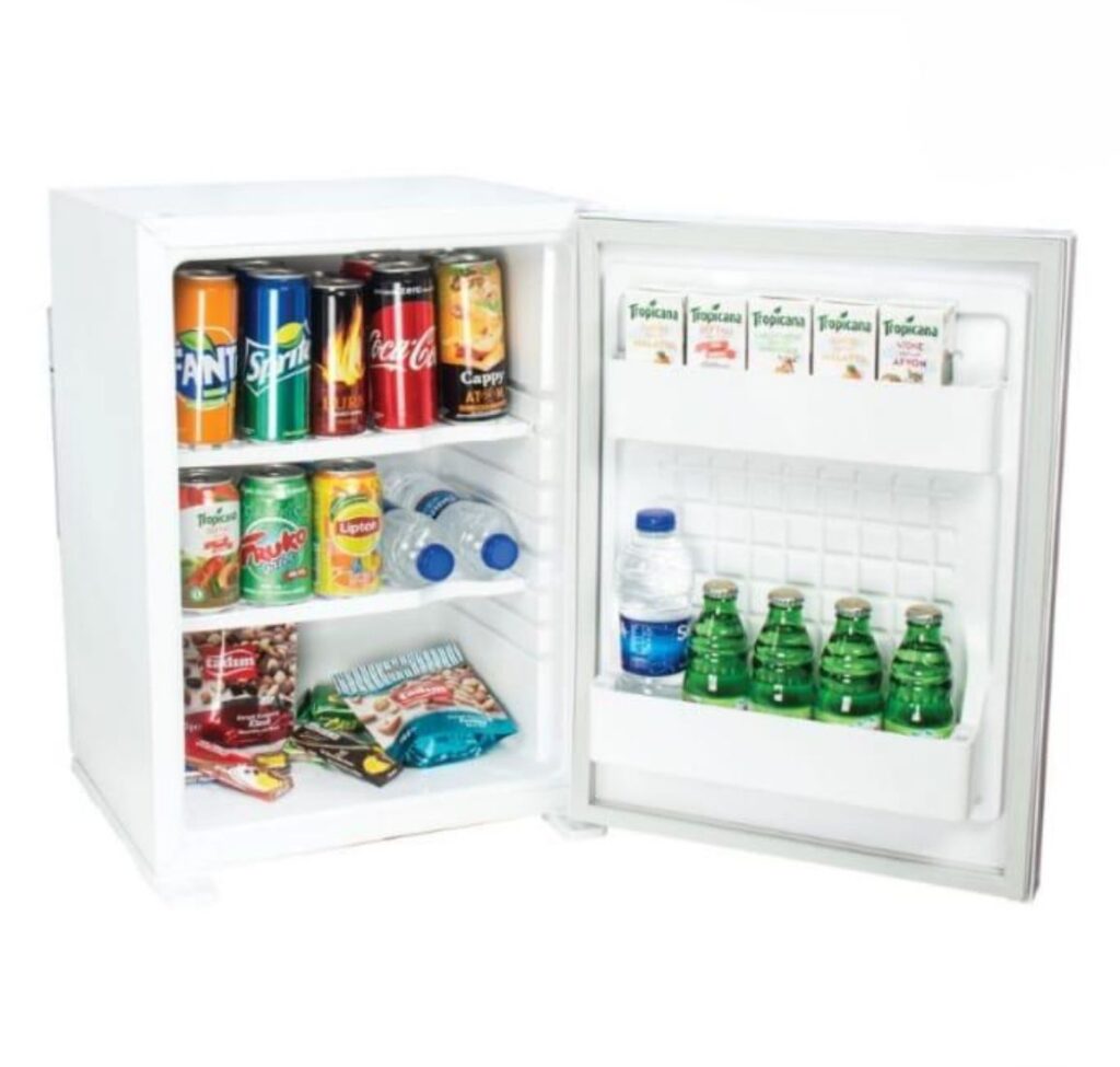 Beyaz Blok Kapı Minibar